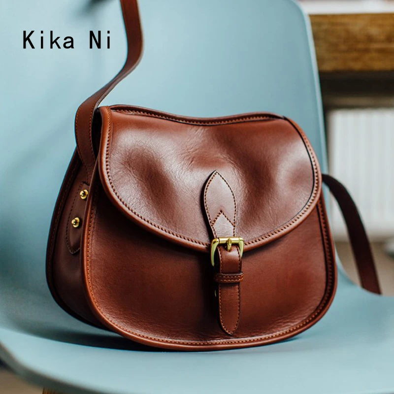 kika ni 2021新款复古马鞍包女百搭斜挎真皮单肩个性高级感半月包