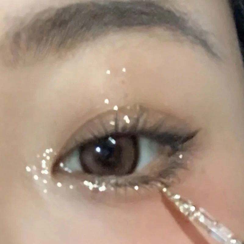 爆闪一滴泪液体眼影亮片超闪亮晶晶闪粉珠光防水卧蚕笔高光提亮液