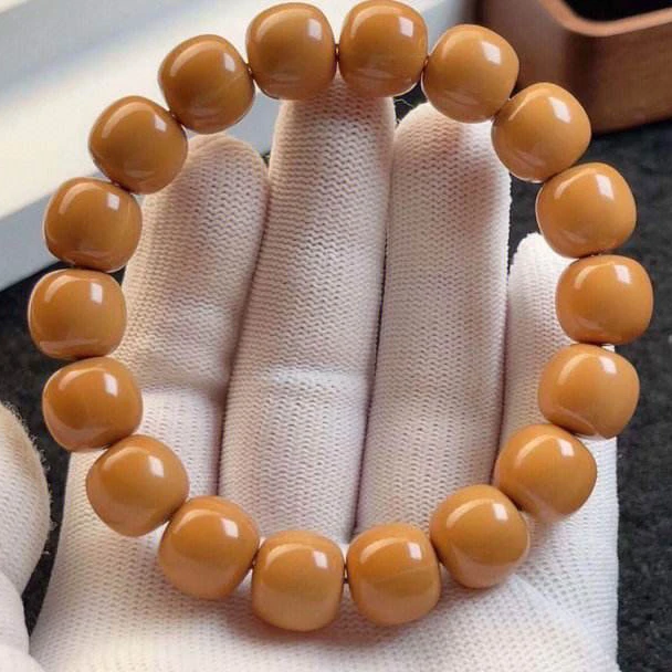 《官庄猴头》薇瑕疵款龙炎大老型