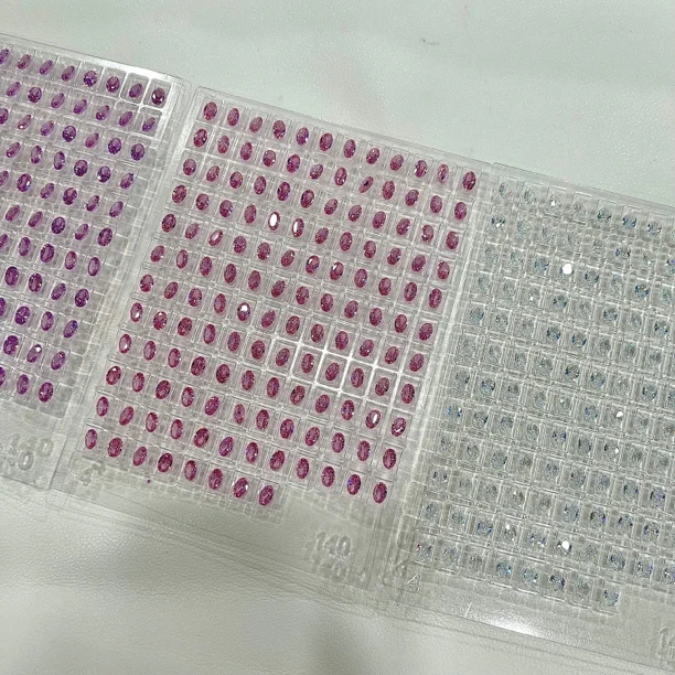 镀底美甲镶嵌锆石