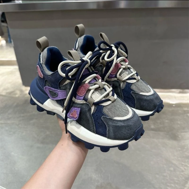2024年新款网红风休闲鞋休闲老爹鞋女款百搭运动老爹阿甘鞋女潮