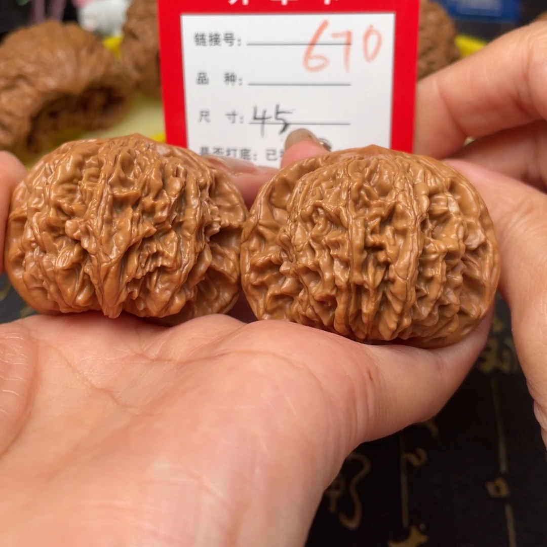 桃核吊坠文玩城的小