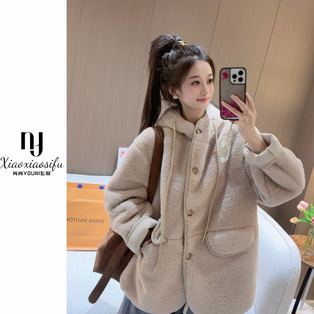 肖肖家-奶呼呼 皮毛一体颗粒感连帽外套