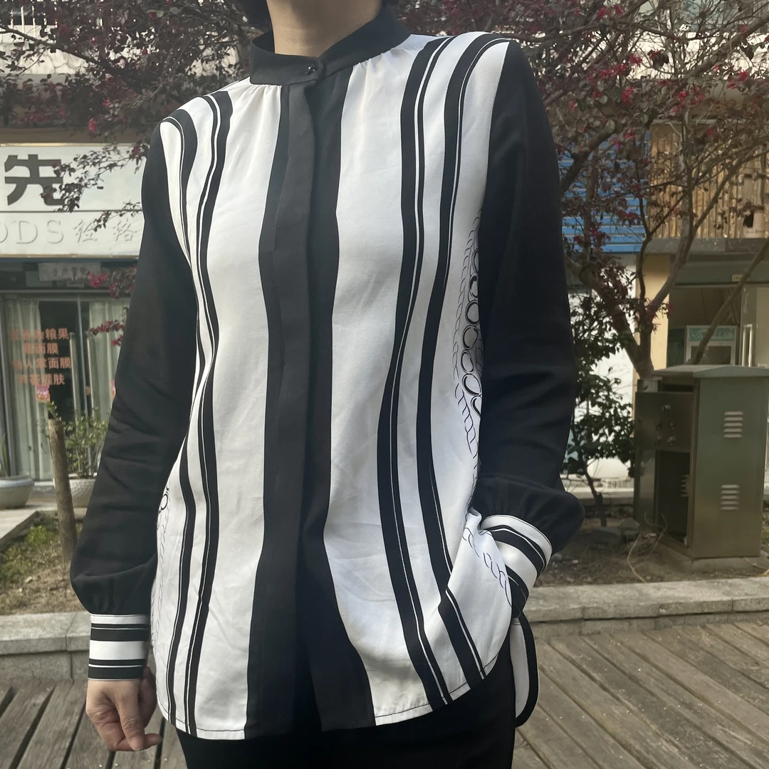 A0069白底黑条花纹醋酸衬衫