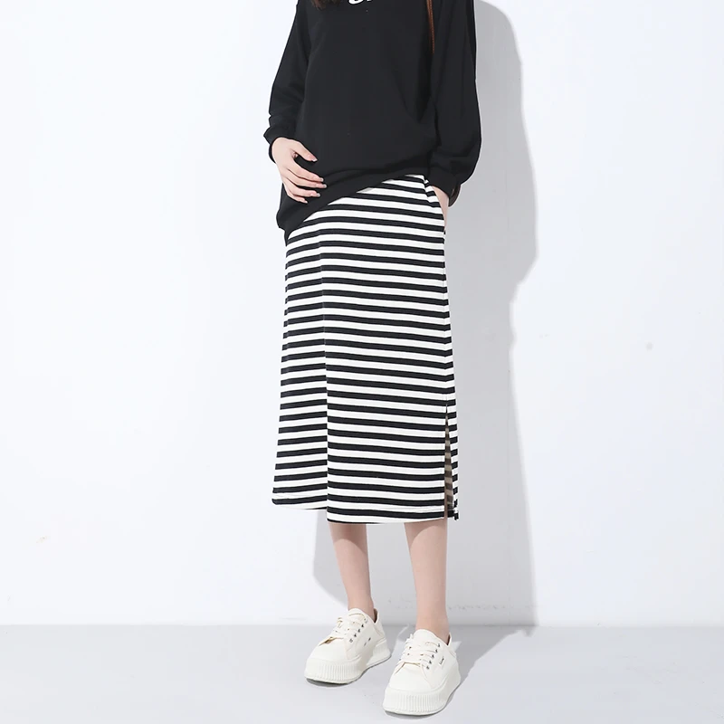 【秋季新品】孕妇半身裙中长款显瘦百搭垂感条纹外穿裙子