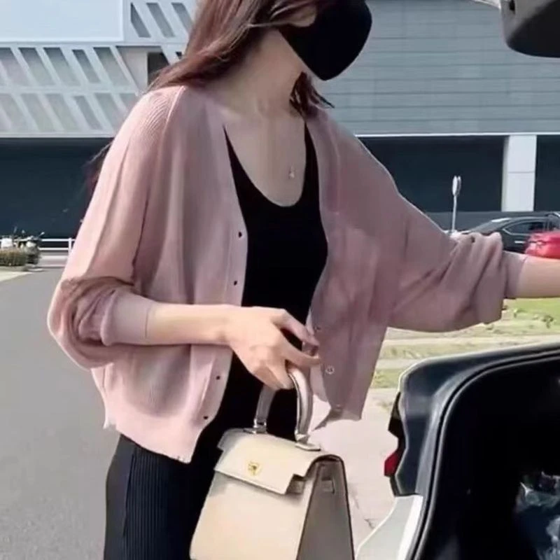 品牌折扣女装专柜撤柜正品V领冰丝针织防晒衣女上衣披肩外搭开衫