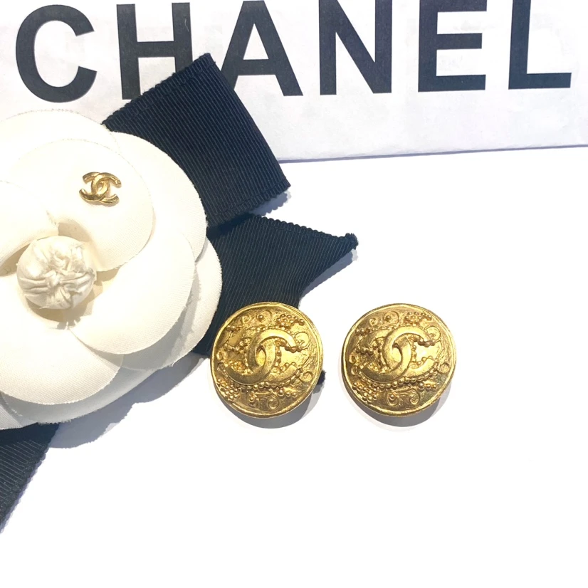 95新 Chanel/香奈儿 中古素金藤蔓双C耳夹/M41012