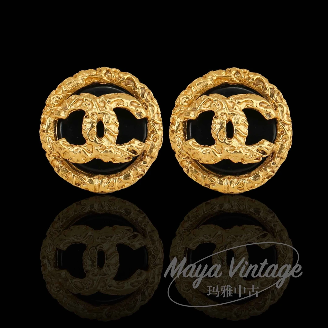 95新 Chanel/香奈儿 中古黑金熔岩双C耳夹/E44101