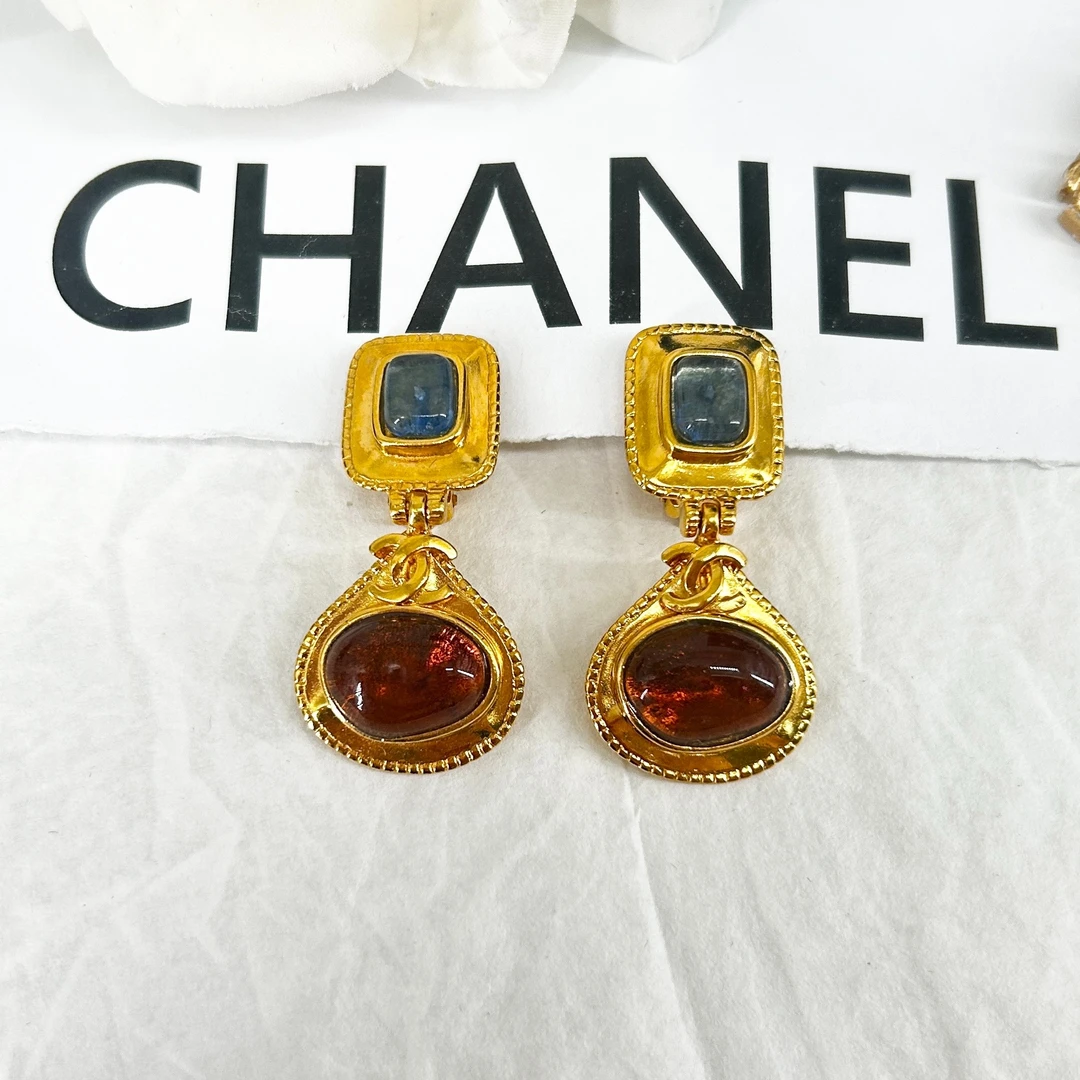 95新 Chanel/香奈儿 中古红蓝琉璃双C耳夹/CJ39003