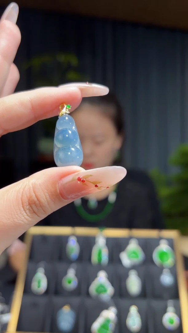 【闪购商品】翡翠颈饰18K金镶嵌豆子/多样性发货/一件