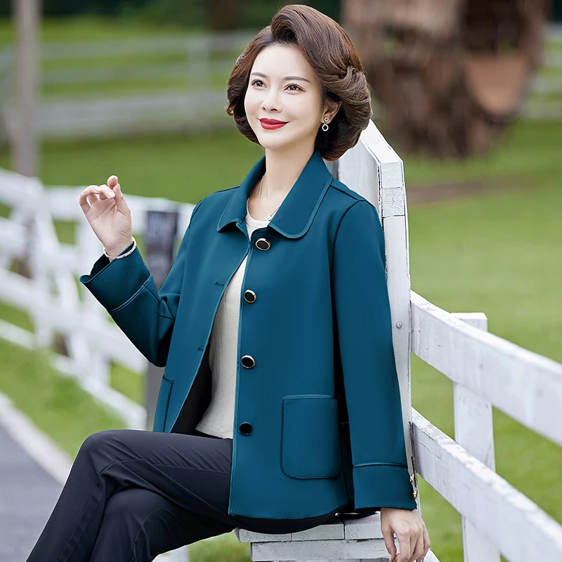 50岁妈妈装洋气薄款外套短款2023新款中年女气质西装长袖春秋风衣