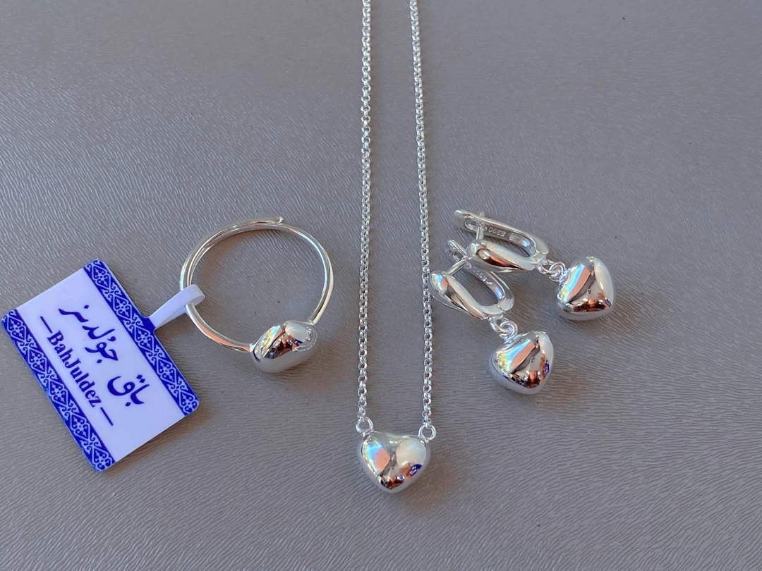 足银银制品 纯银套装 bahjuldez纯银耳环戒指吊坠项链配套