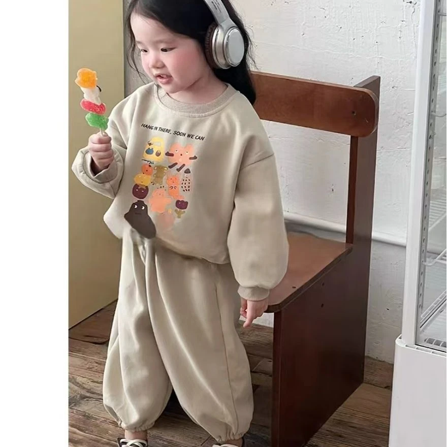 38106儿童运动网红洋气时尚休闲女童2023新款洋气卡通冬季套装