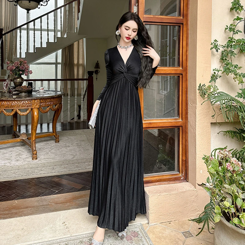 名媛轻奢优雅气质扭结V领褶皱高腰大摆百褶加绒加厚连衣裙9742