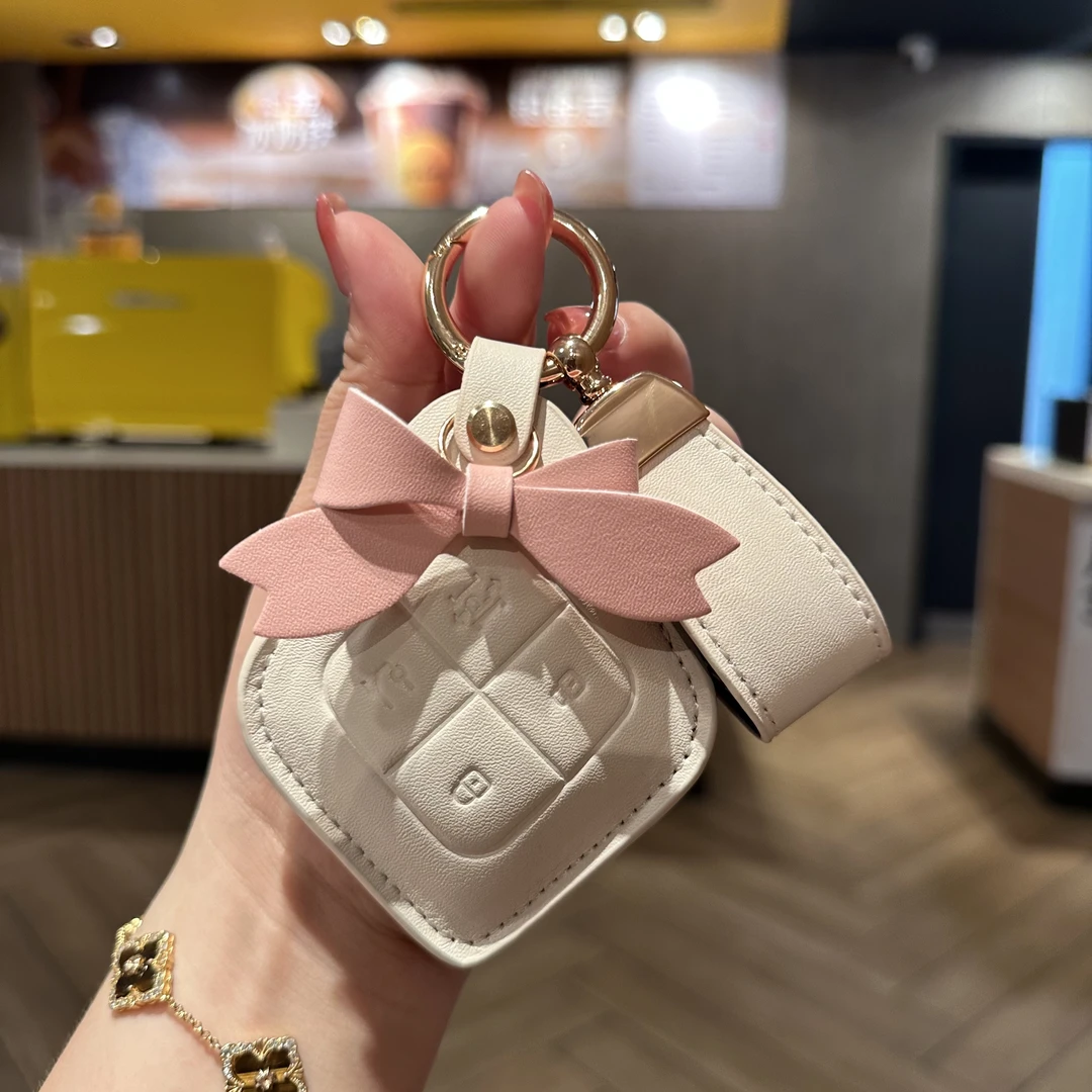 适用2023款领克08钥匙套专用halo汽车用品改装配件包壳扣可爱女生