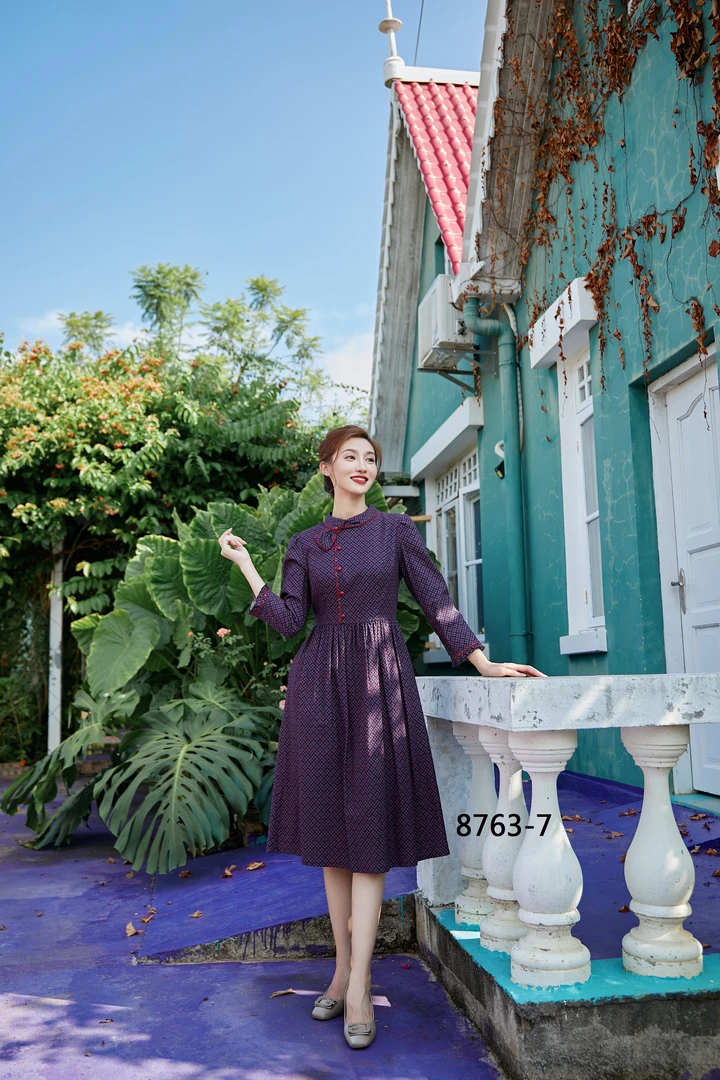 碎花显瘦气质百搭女装连衣裙