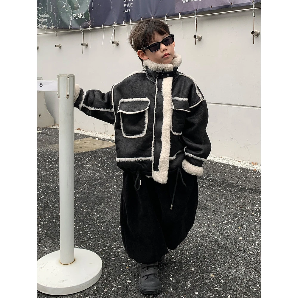 in 爱：qm男童韩版复古外套儿童时尚皮毛一体绒高领外套24119