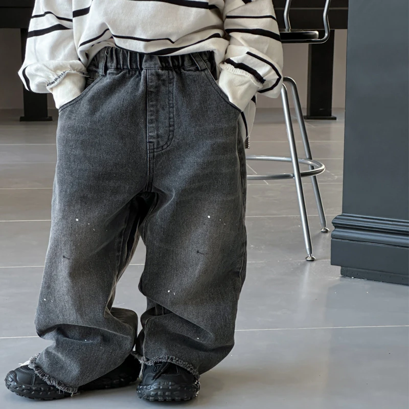 in 爱：mp25春季儿童牛仔裤男女童韩版洋气油漆点牛仔直筒裤8576