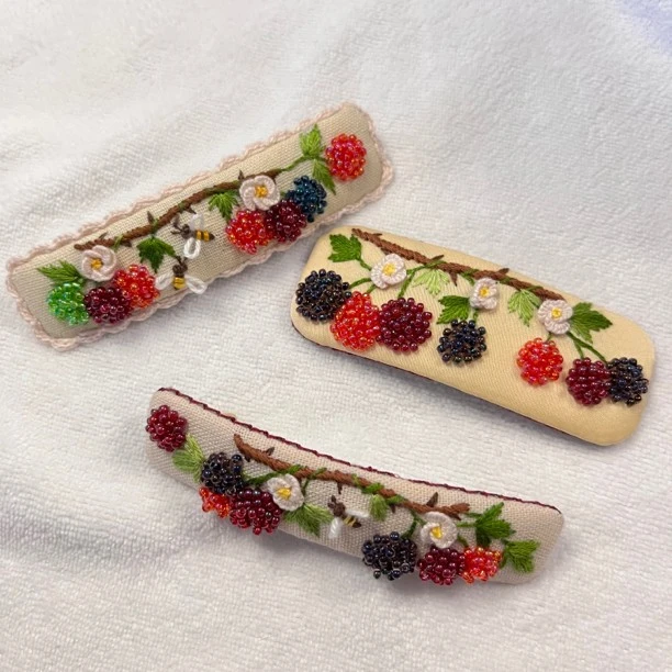 纯手工制作，刺绣发夹发饰头饰发圈，胸针饰品DIY定制