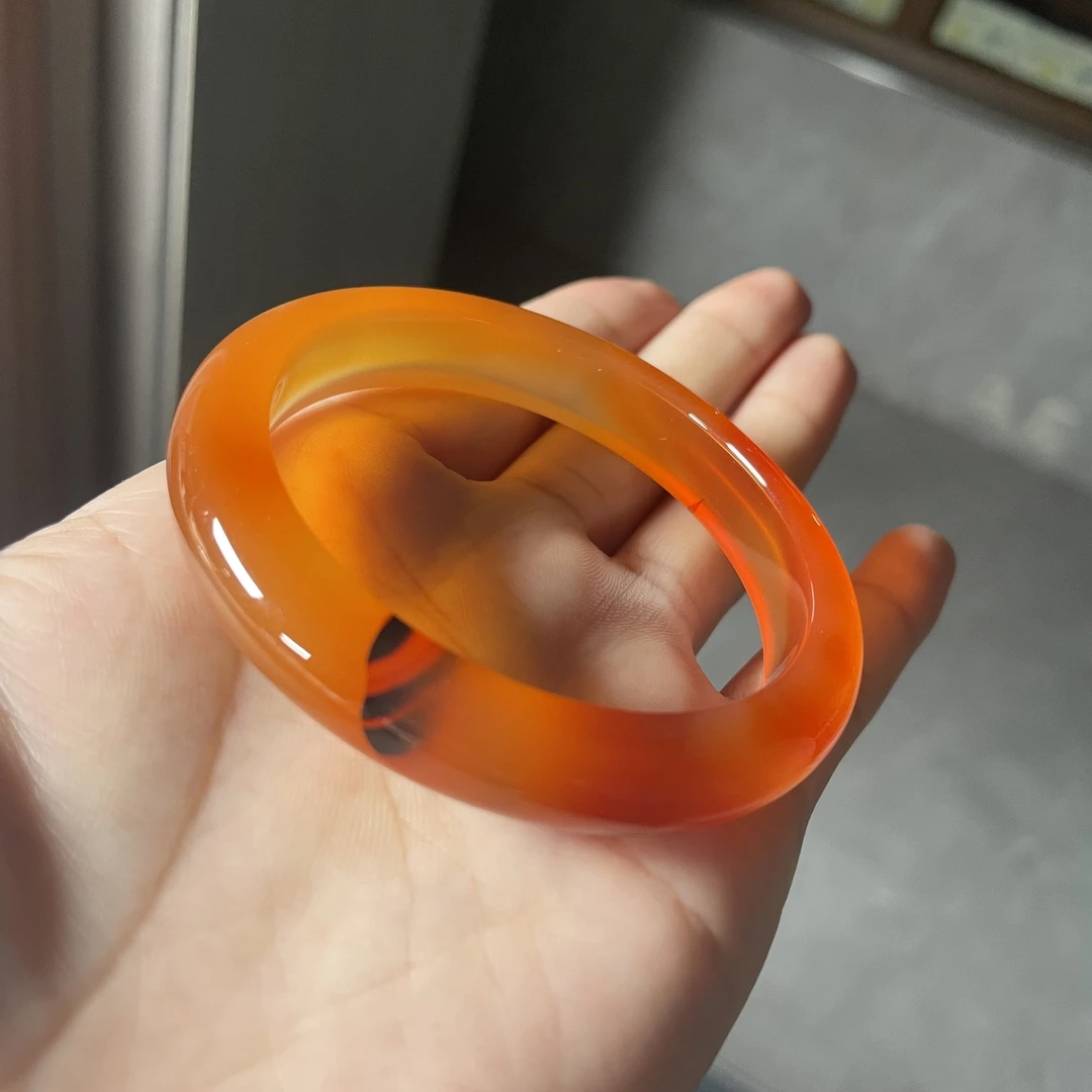 56口高冰透天然玛瑙手镯起荧光不跑水江料镯子里面有一条小鱼272