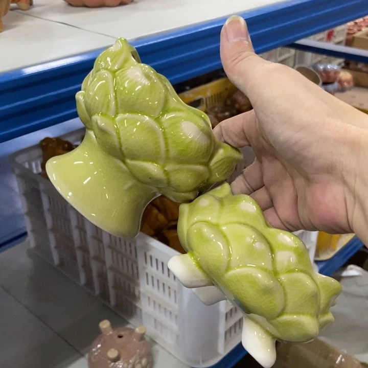 陶瓷20CM以下10.5-11*7-10瑕疵