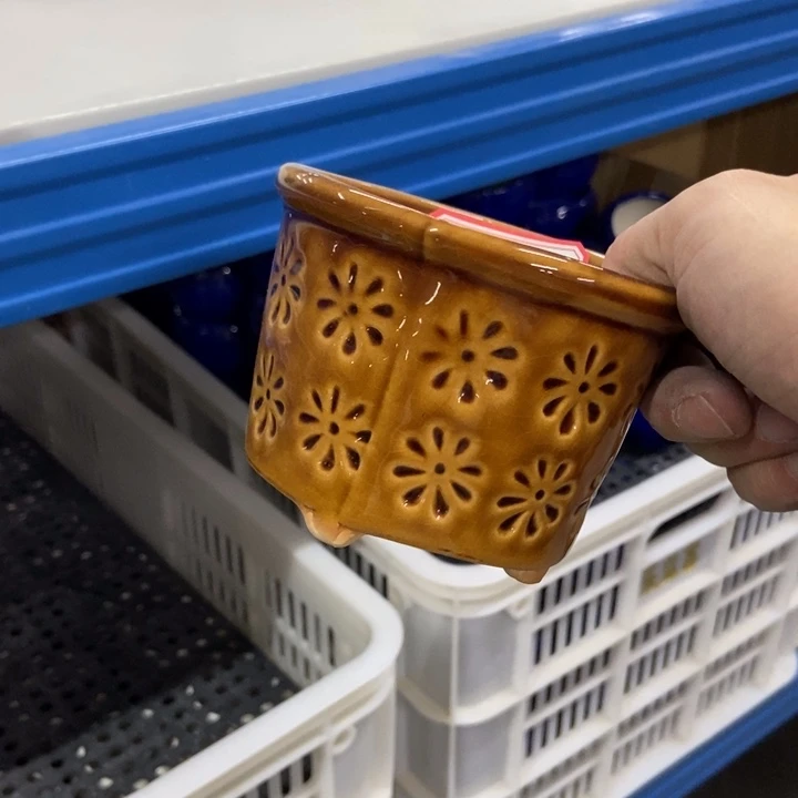 陶瓷20CM以下9.5*8变形