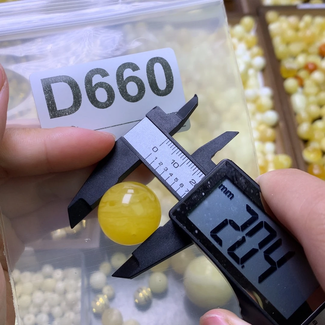 琥珀裸石未镶嵌x天然