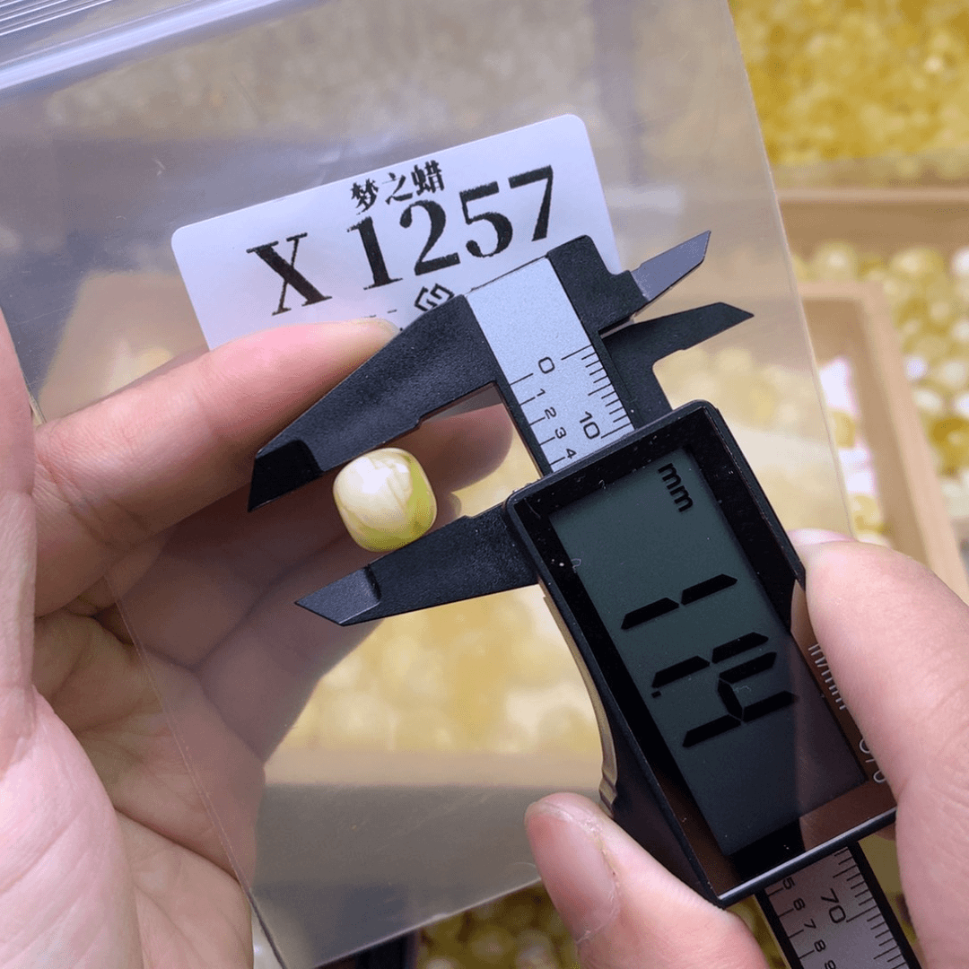 琥珀裸石未镶嵌x天然