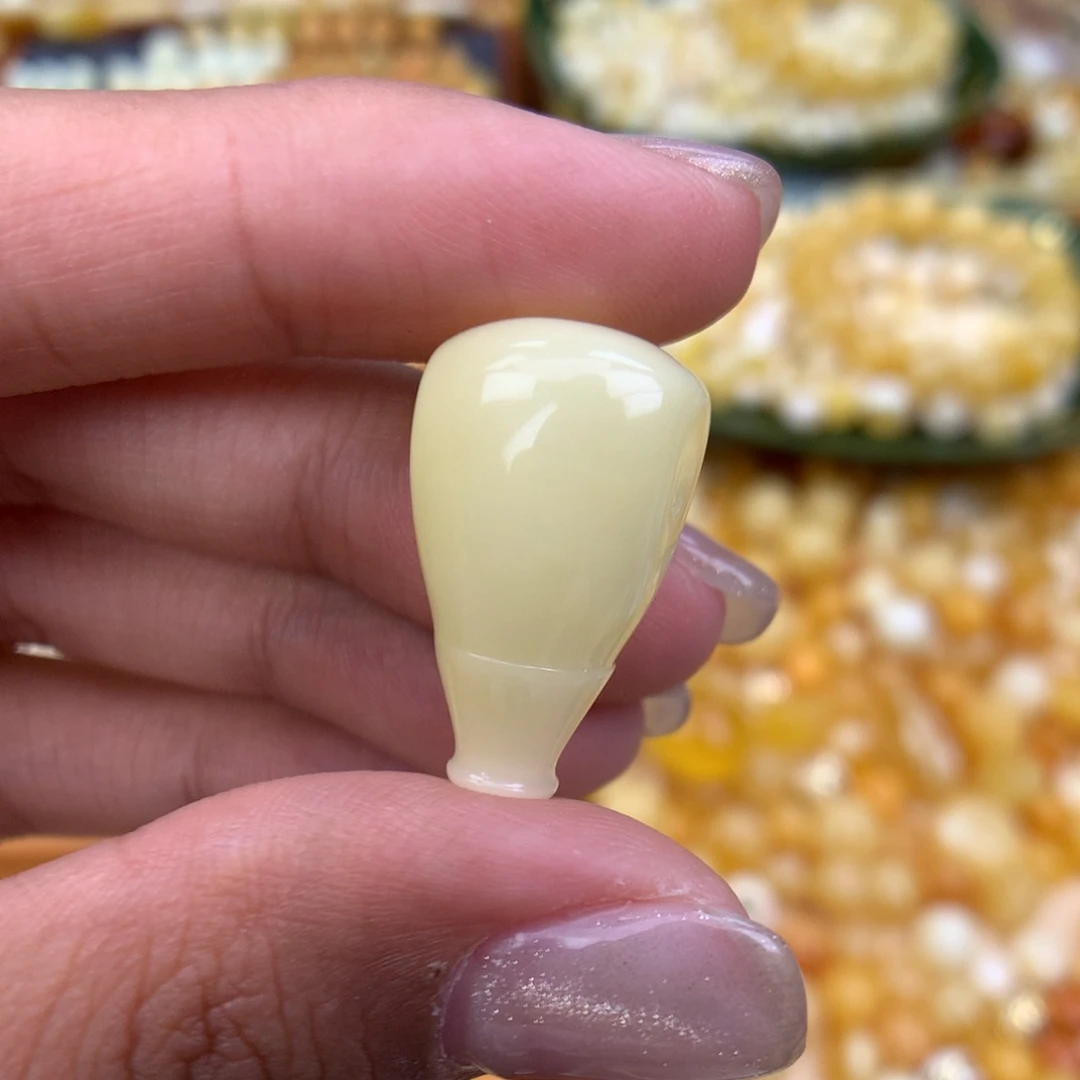 琥珀珠宝奇石未镶嵌13.5mm