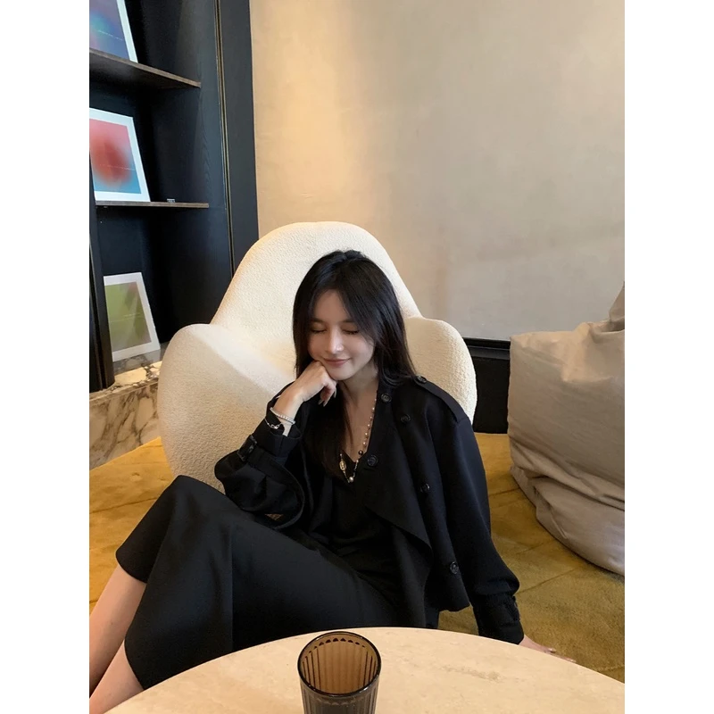 豆豆早安 私服短款风衣女时尚休闲设计感小众风外套