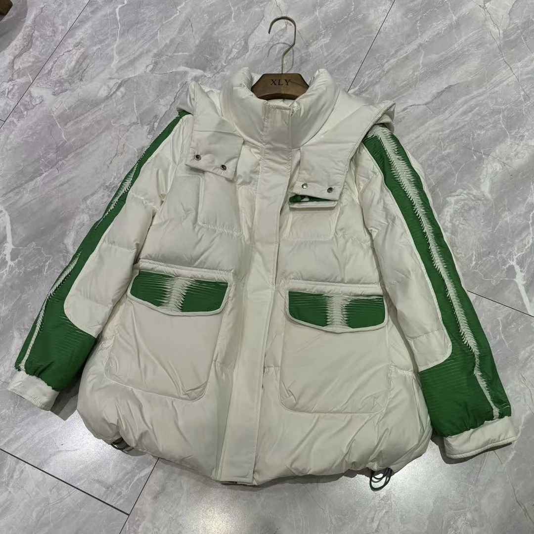 芮娜依莲9752 高品质面料冬款大码女装羽绒服