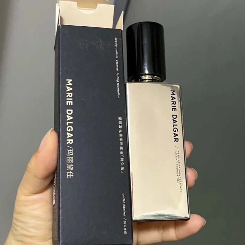 玛丽黛佳星蕴凝光菁华粉底液不易起皮均匀服帖保湿不卡粉