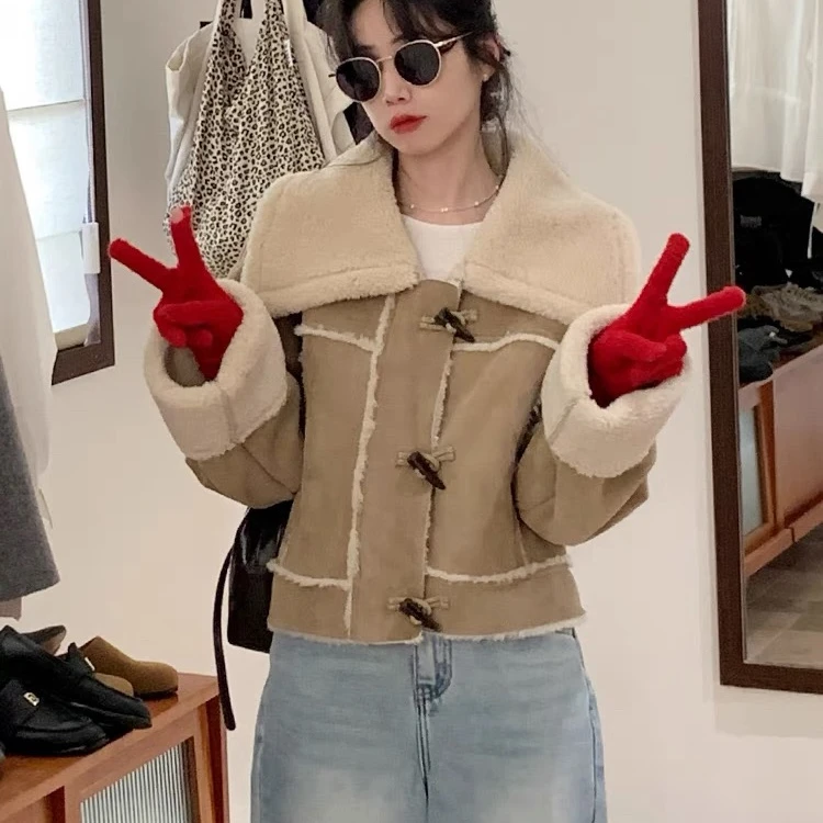 【娅朵】皮毛一体外套女短外套时尚百搭羊羔毛皮草大衣