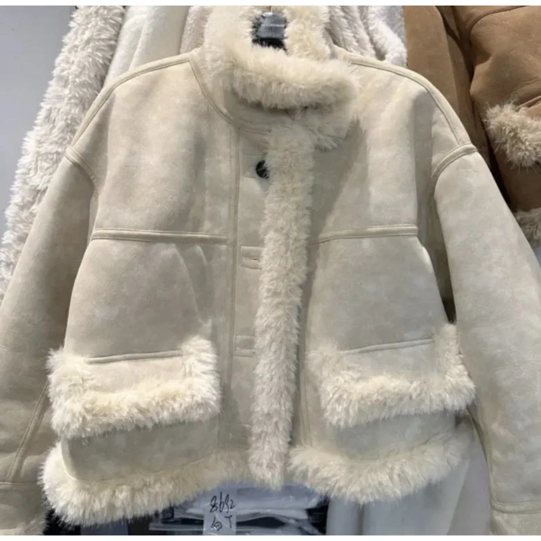 L 皮毛一体外套女2024冬装新时尚休闲小个子短款上衣002