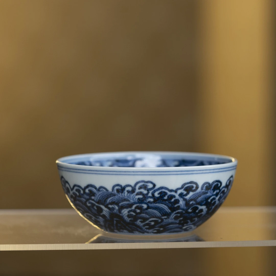 五云随安青花海水龙纹普洱杯