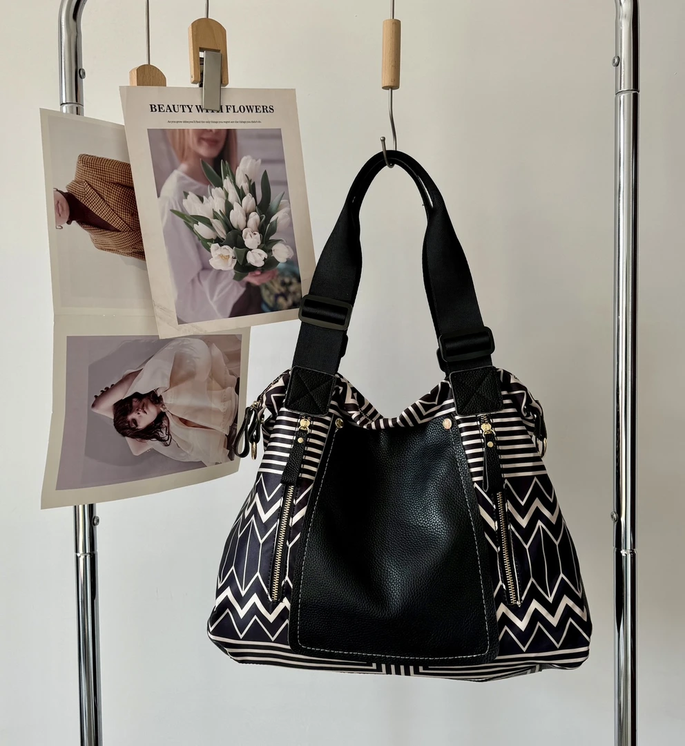 设计师款休闲大容量单肩包托特包时尚手提包个性斜挎包潮流18031