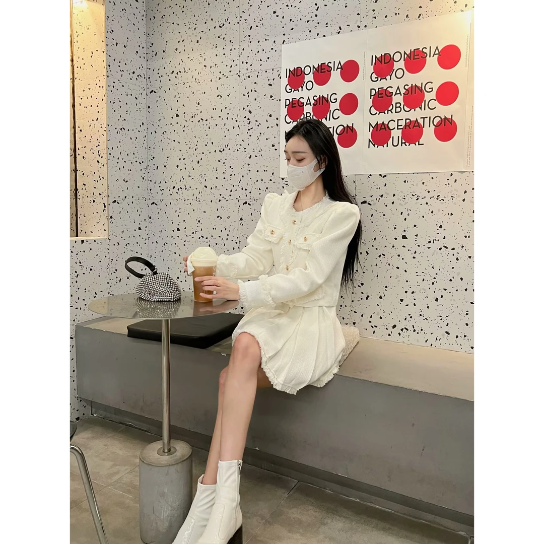 月月服饰-秋季新款小众设计感大货清版-No退No换