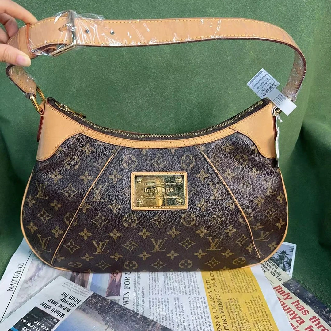 95新 LouisVuitton/路易威登 拉瑞苏LRS/老花中号南瓜单肩包/4130