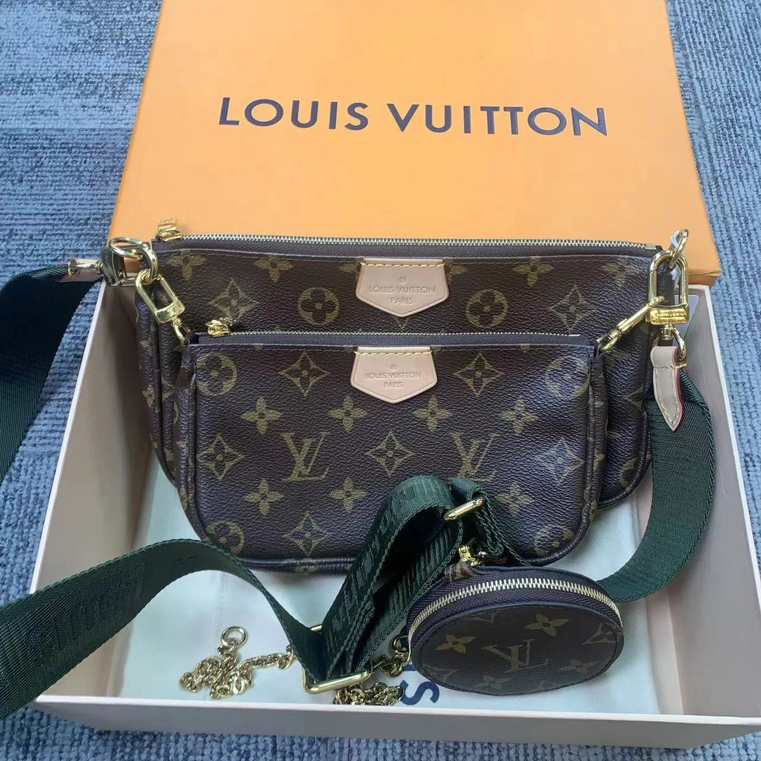 99新 LouisVuitton/路易威登 拉瑞苏/LV/老花五合一斜挎包/4240