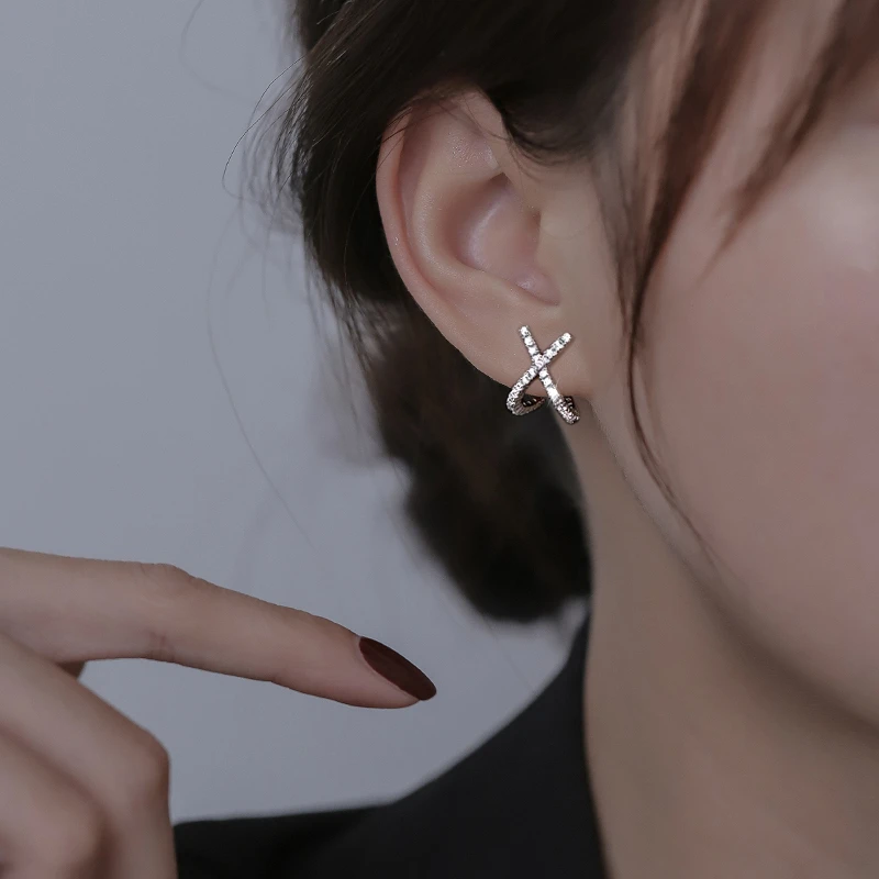925银耳饰 交叉耳钉女夏小众设计高级感耳环新款潮气质银镀耳饰