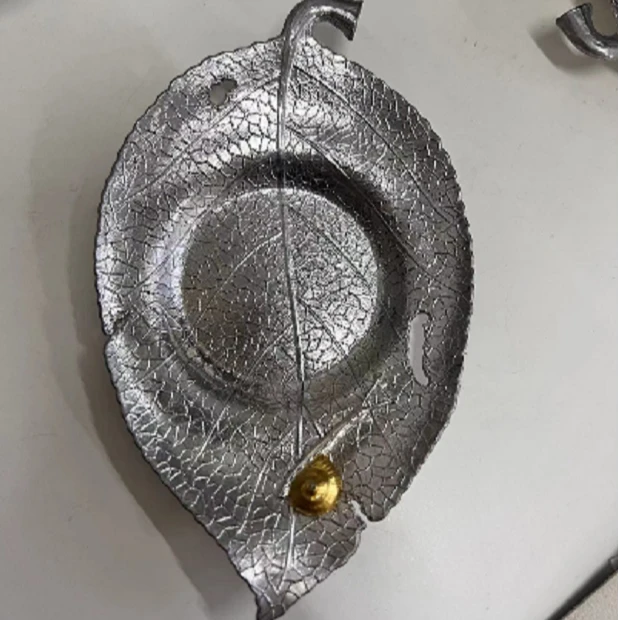 茶周锡器 蜗牛叶子形杯托 WCXBT0125