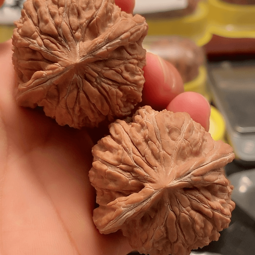 【闪购商品】文玩核桃吊坠寒****哦