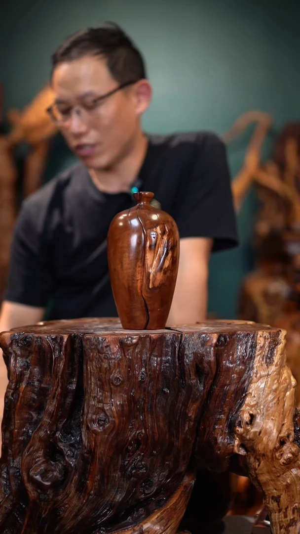 【闪购商品】枣木雷击枣木梅瓶