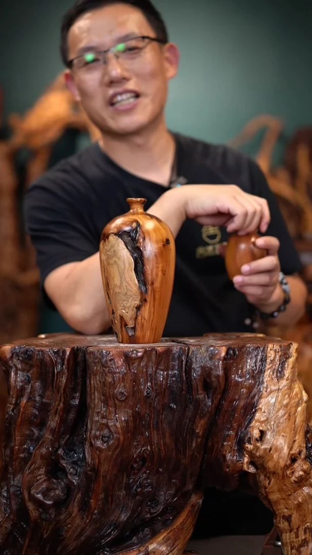 【闪购商品】枣木雷击枣木梅瓶
