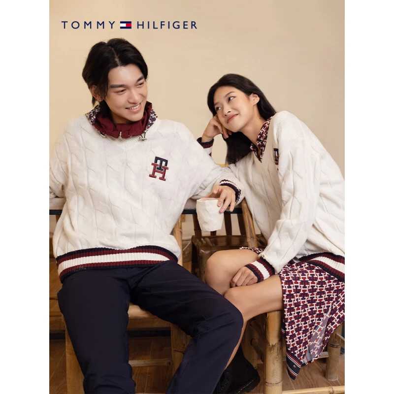 Tommy魔力方秋冬男女含羊毛学院风刺绣V领白月光毛衣 MW0MW27764