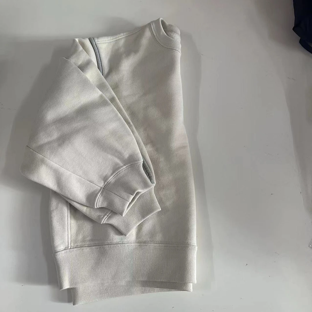 儿童秋冬季长袖简约米白色加绒卫衣