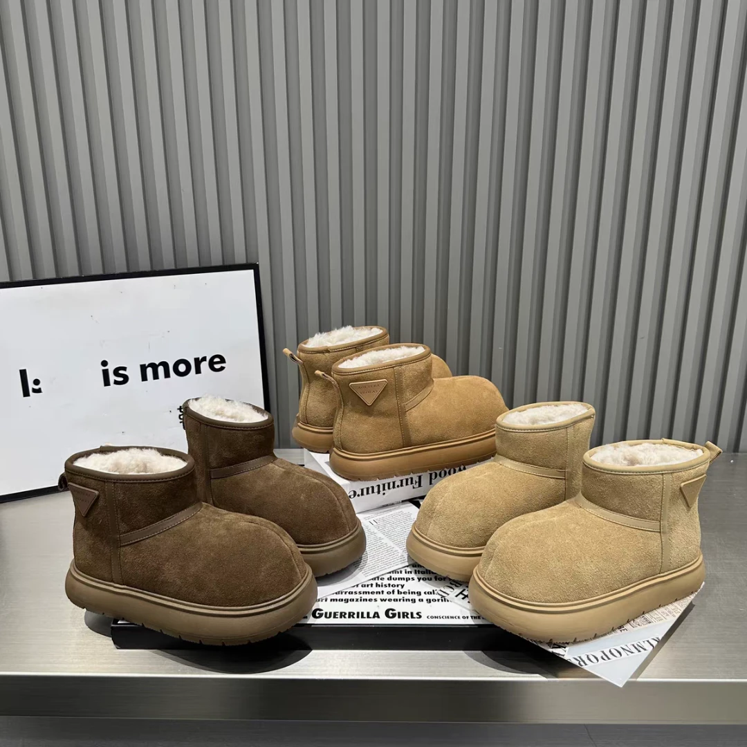 2024秋季新款厚底雪地靴女增高休闲时尚百搭一脚蹬懒人鞋