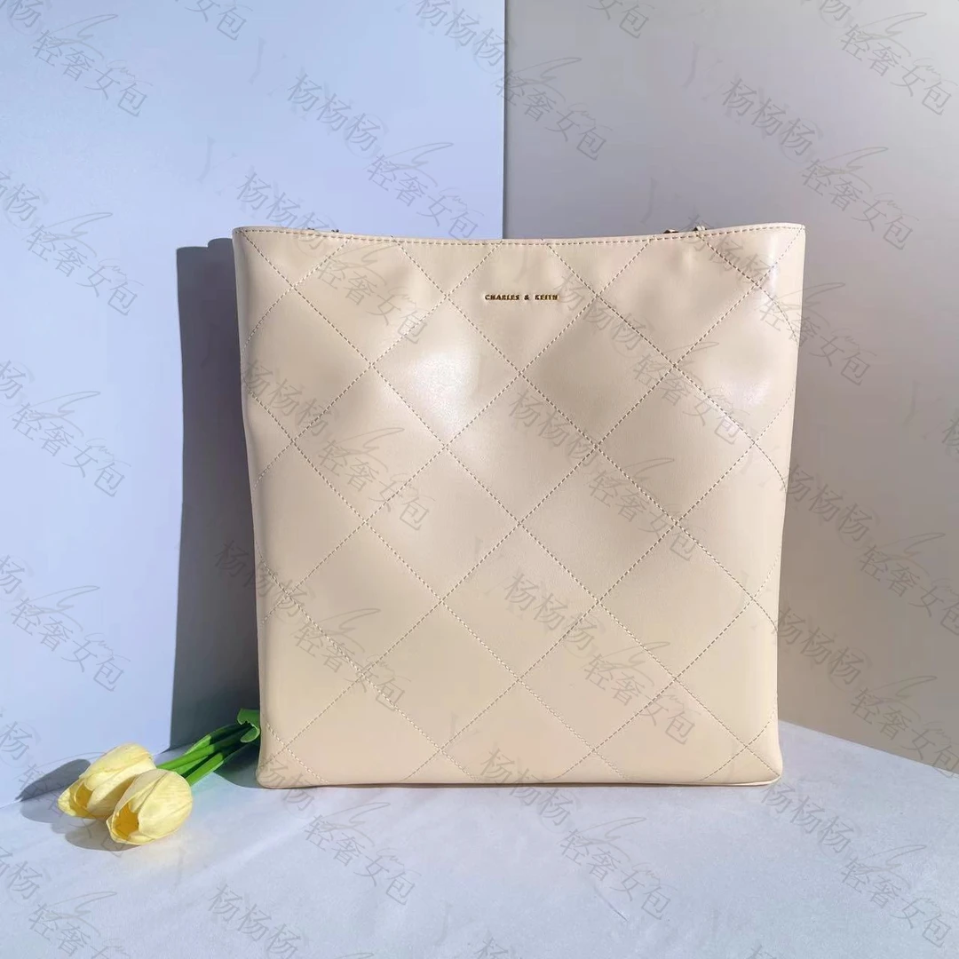 （样品微瑕）CHARLES&KEITH  女士单肩手提包20782000米色XL-杨灬