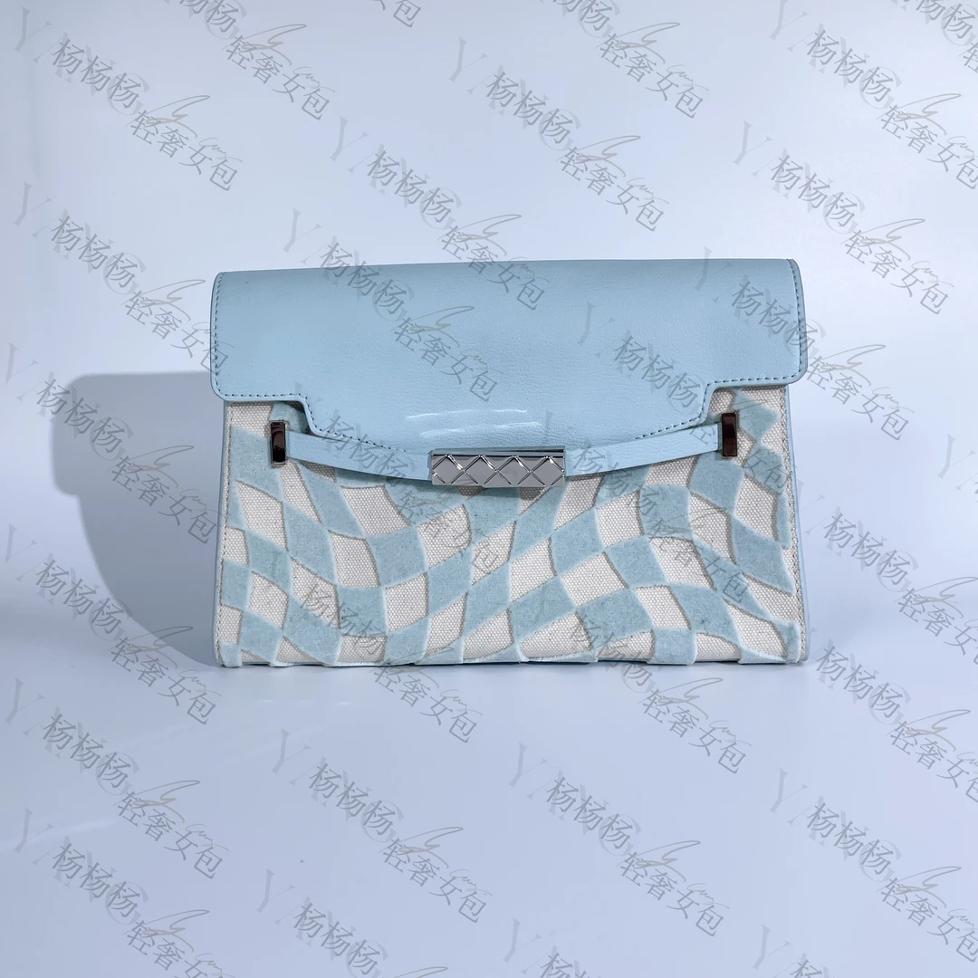 CHARLES&KEITH 20270943浅蓝色M女士单肩斜挎包-杨灬