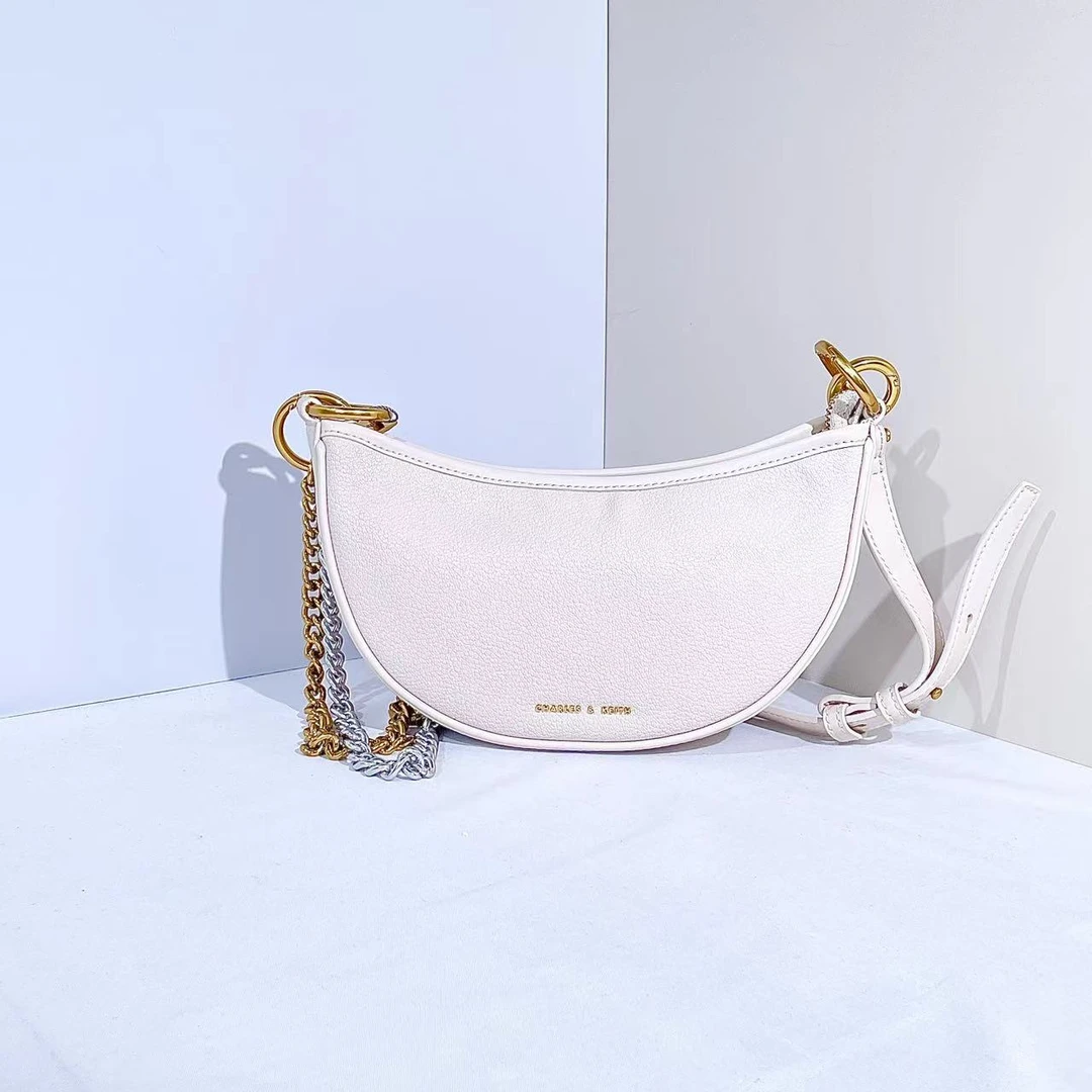 80781582象牙色M复古链条单肩新月包-杨灬